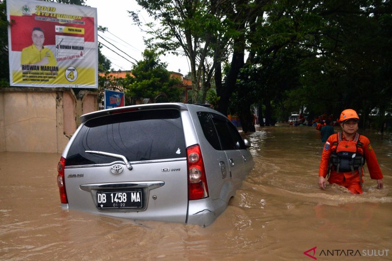 BANJIR DI MANADO