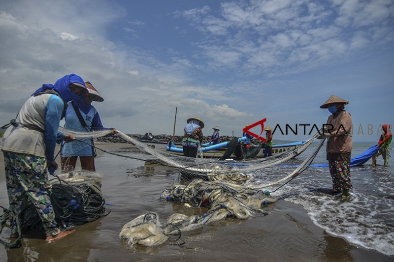 171 nelayan Cianjur ikut asuransi