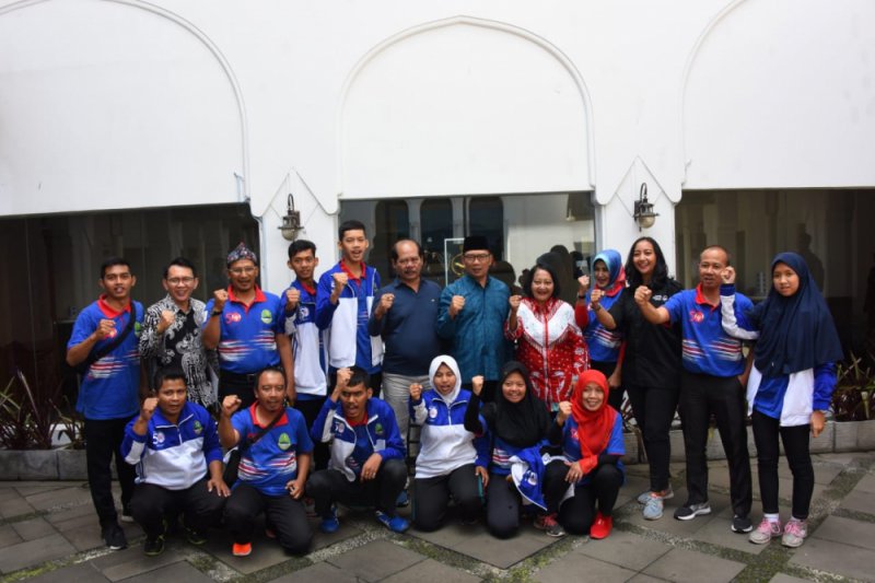 Ridwan Kamil lepas atlet Jabar ke SOWSG 2019 d Abu Dhabi