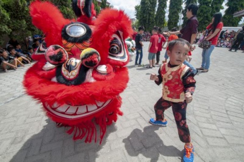 Atraksi Barongsai