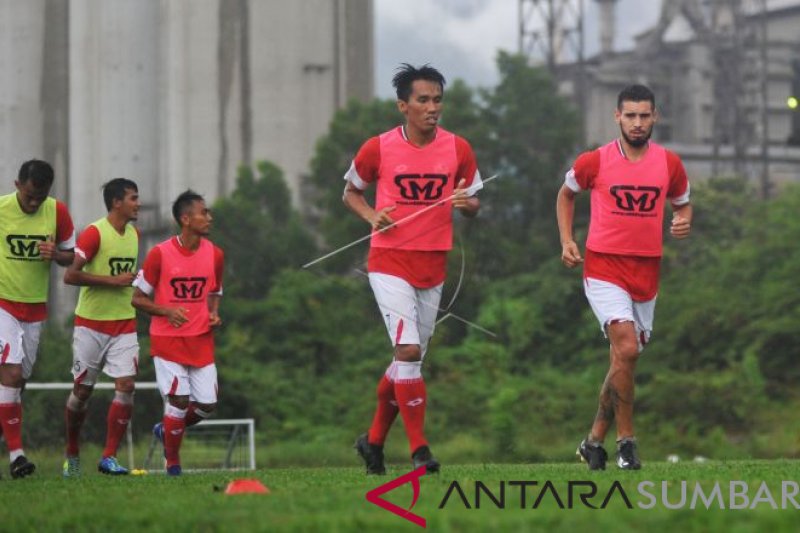 SEMEN PADANG FC DATANGKAN GELANDANG ASAL ARGENTINA