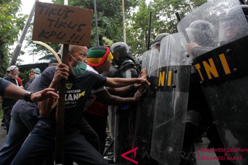 Simulasi pengamanan Pemilu