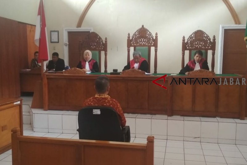 Kadispora Garut terancam hukuman tiga tahun penjara