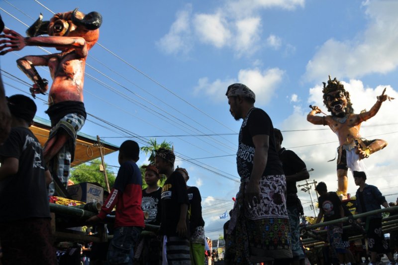 Pawai Ogoh-ogoh sabut Nyepi di Parigi Moutong