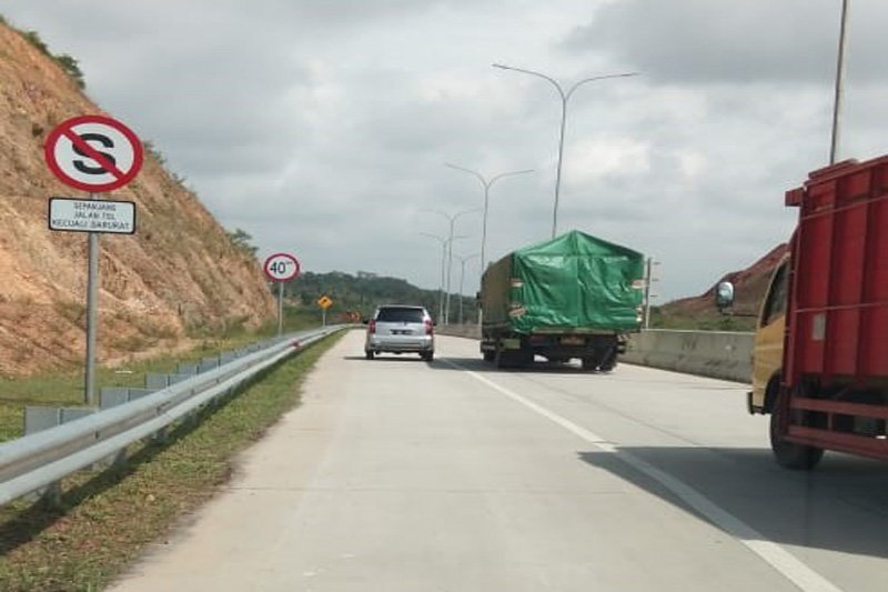 Sopir truk sambut baik dioperasikannya Tol Trans Sumatera ruas Bakauheni-Terbanggi Besar