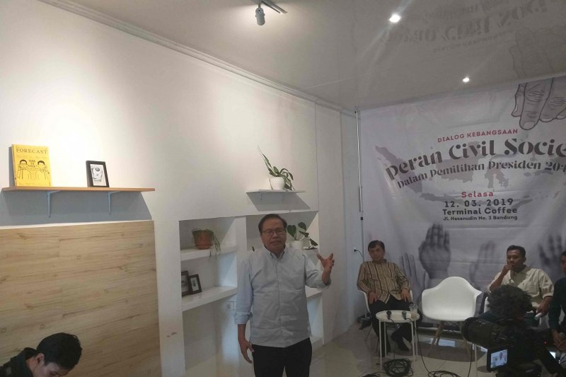 Rizal Ramli prediksi civil society belum tentukan pilihan di Pilpres