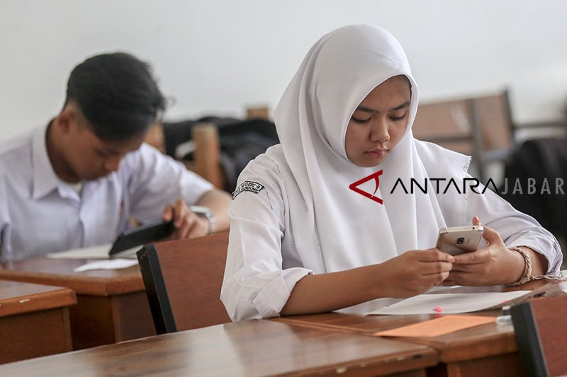 Masih ada 219 kecamatan di Jabar tak memiliki SMA negeri