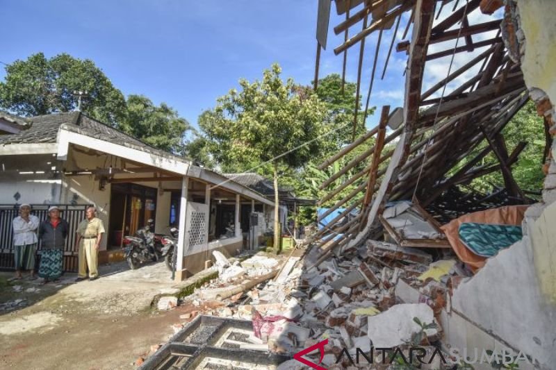 KERUSAKAN AKIBAT GEMPA LOMBOK