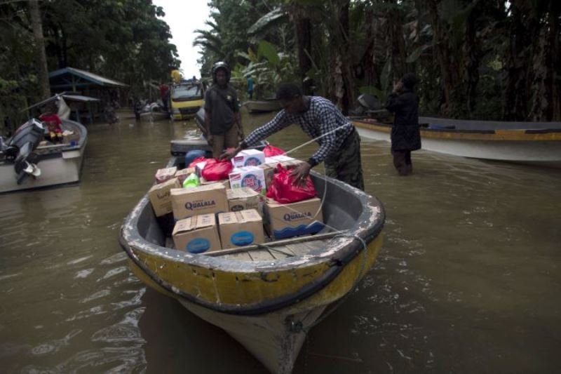 Bantuan untuk korban banjir Sentani