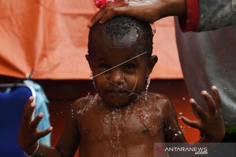 PENGUNGSI BANJIR BANDANG SENTANI