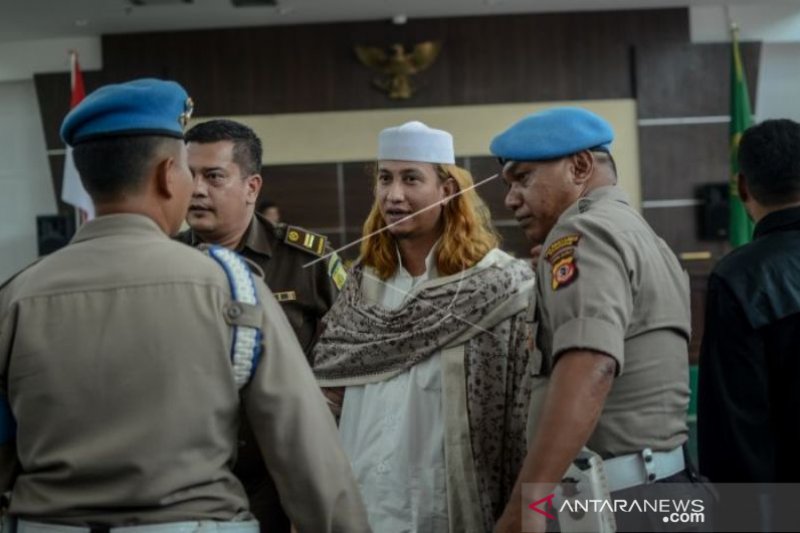 SIDANG PUTUSAN SELA BAHAR BIN SMITH