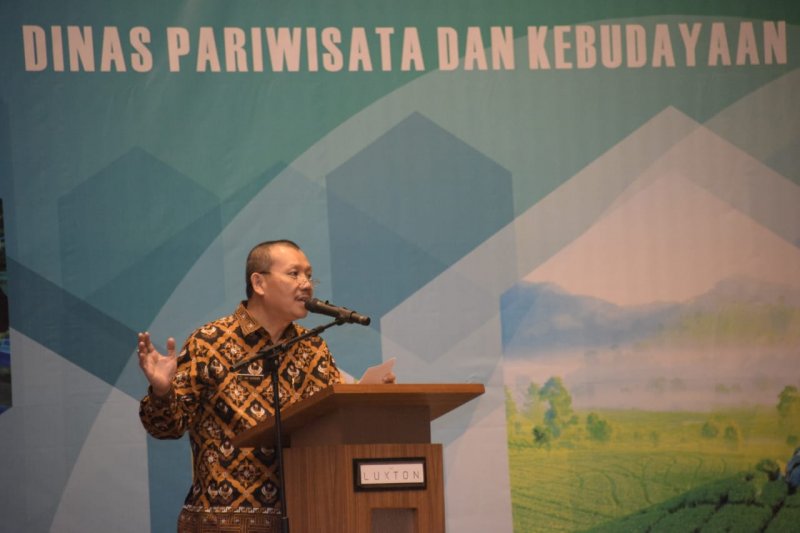 Tol Jatiasih-Sadang ditargetkan beroperasi pada 2020, kata Sekda Jabar