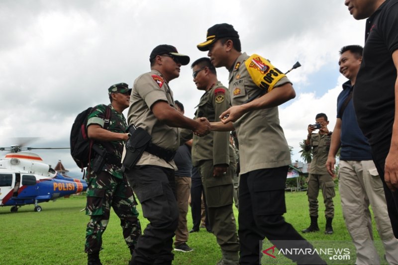 Kapolda Sulteng tinjau evakuasi jenazah teroris Poso