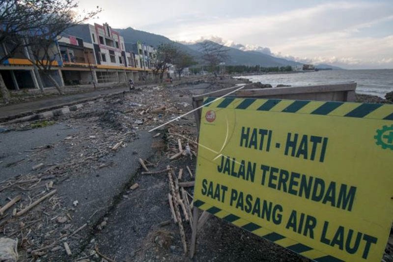 Peringatan pasang air laut