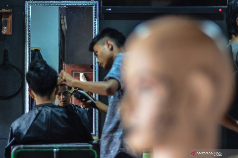 Sekolah Seniman Pangkas Rambut