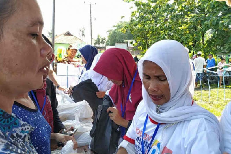 Timsus 1901 Juara gelar pasar murah 1.111 paket sembako