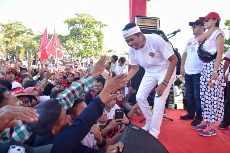 Target menang 65 persen di Indramayu, Dedi Mulyadi sebut Jokowi realistis