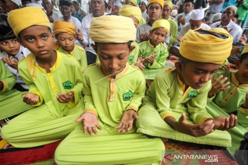 PERINGATAN HAUL WAFAT IMAM SYAFII