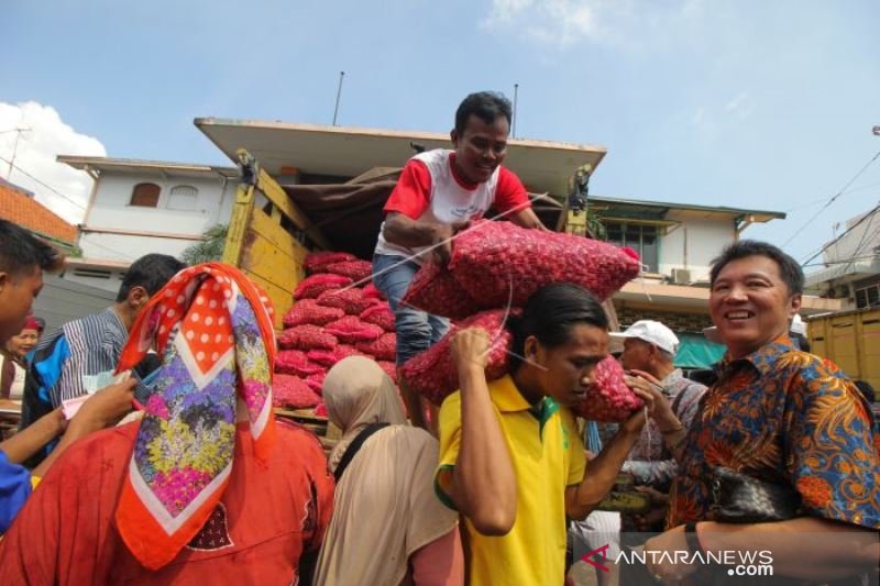 OPERASI PASAR BAWANG MERAH