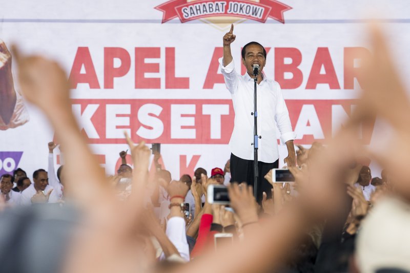 Capres Jokowi sapa ribuan buruh di Soreang Bandung