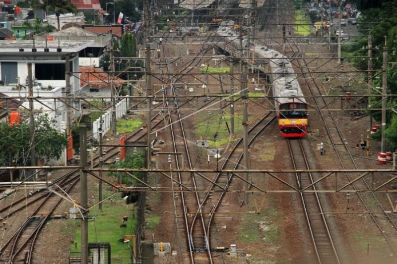 PENGOPERASIAN JALUR DDT JATINEGARA-CAKUNG