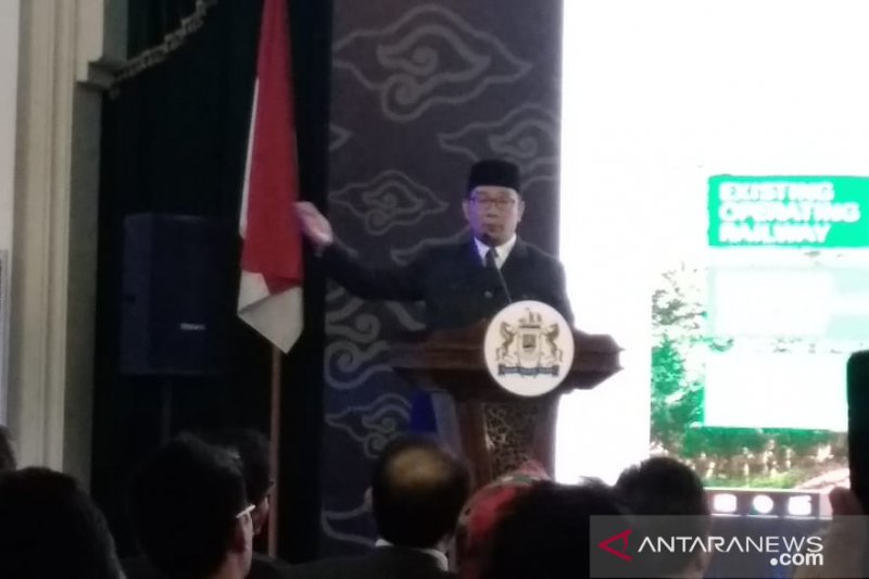 Ridwan Kamil lantik Pengurus Kadin Jabar periode 2019-2024