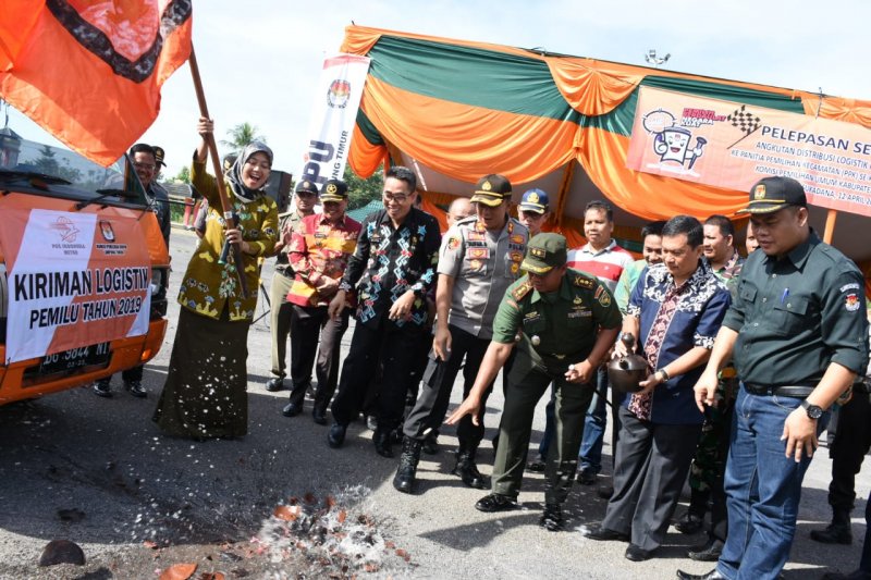 KPU Lampung Timur distribusikan logistik pemilu