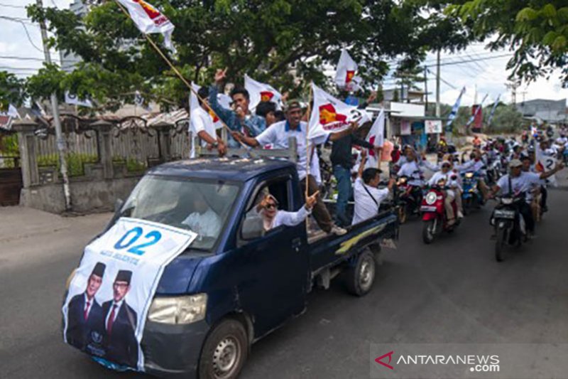 Konvoi pendukung Prabowo-Sandi