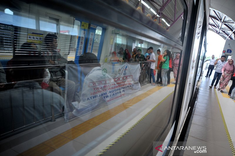 HUT BUMN ke 21, PT KAI gratiskan LRT Sehari