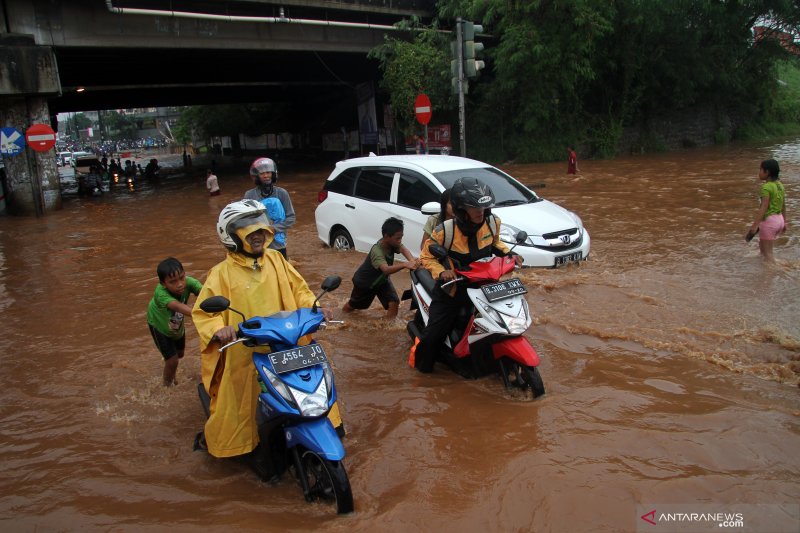 17 titik di Jakarta banjir akibat hujan lebat