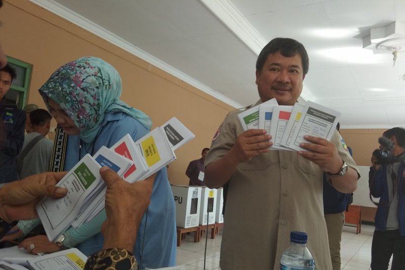 Warga antusias sambut Pemilu 2019 di Garut