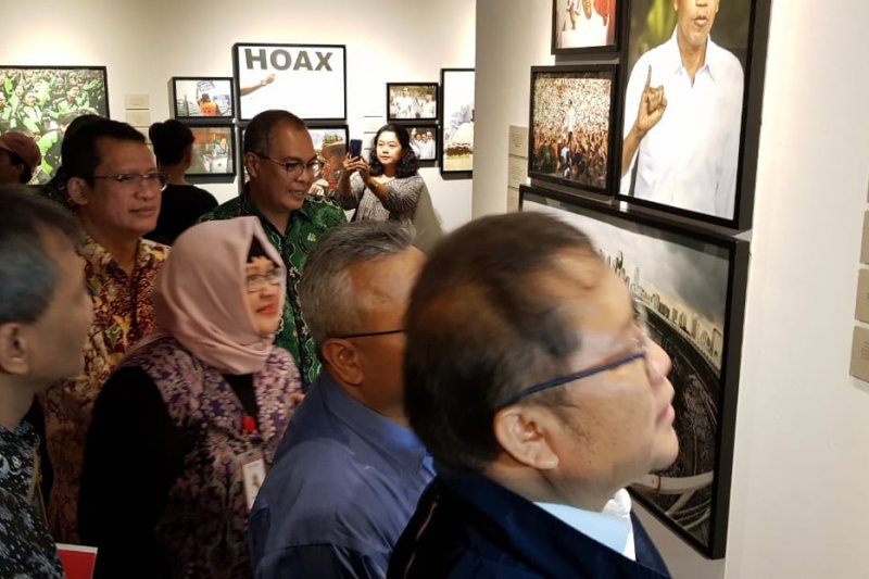 Pameran Foto tahunan LKBN Antara, bertema Kilas Balik 2018 diresmikan