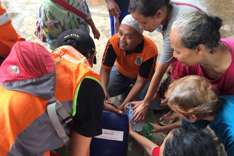 Korban banjir Rawajati belum terima bantuan pemerintah