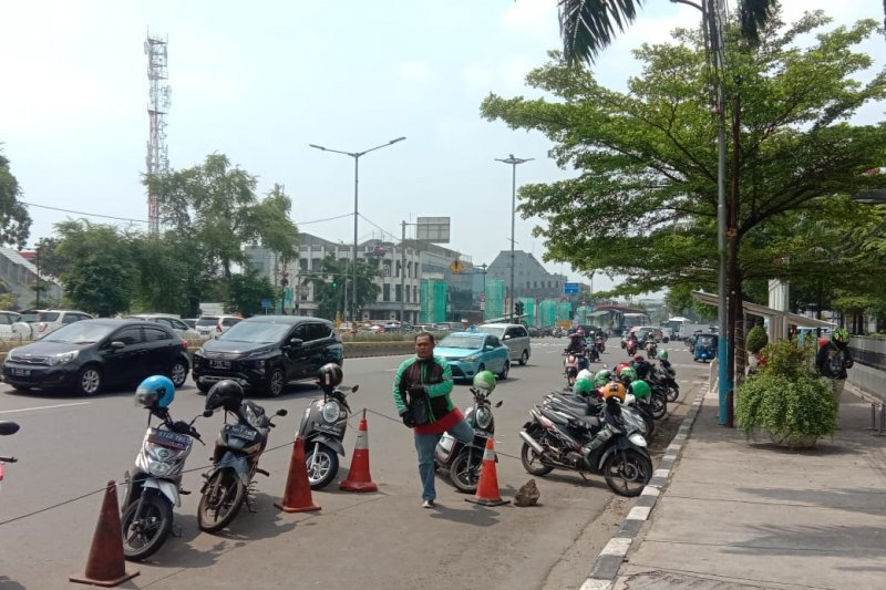 Penumpang keluhkan kenaikan tarif ojek daring yang tinggi