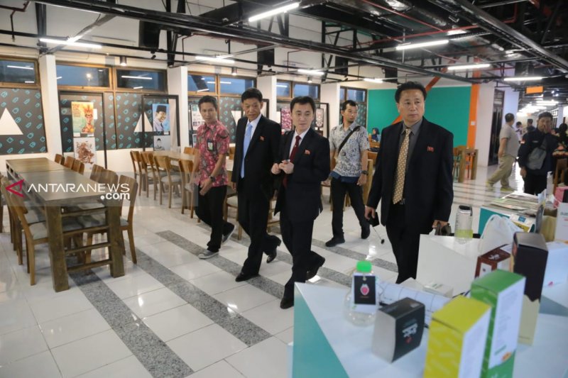 Perwakilan kota-kota di Korea Utara terkesan dengan "urban farming" Surabaya