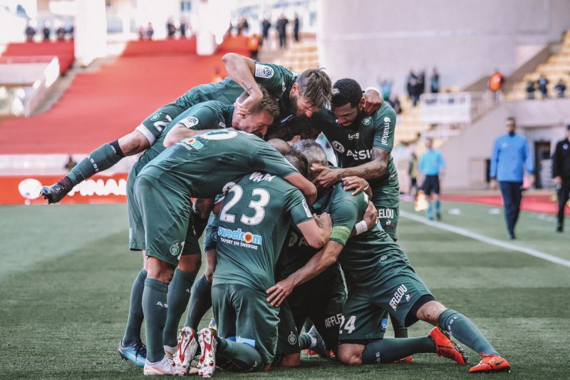 Saint-Etienne masuk tiga besar dan ancam harapan Monaco hindari degradasi