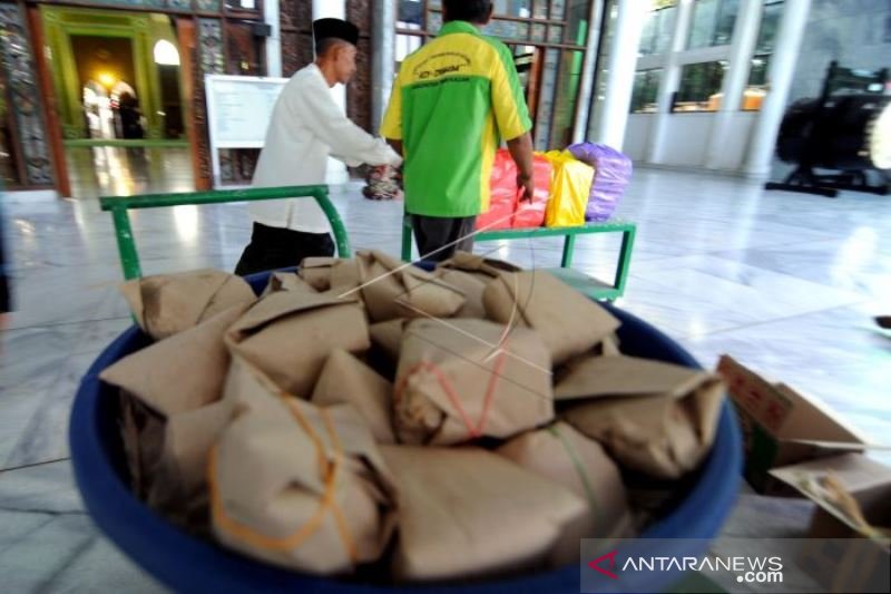 NASI BUNGKUS GRATIS