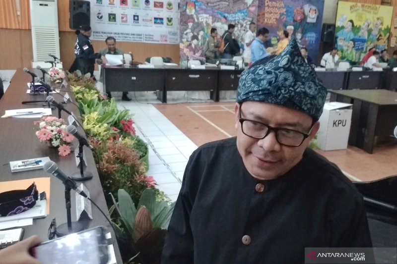 Baru Dua daerah disahkan pada pleno rekapitulasi suara KPU Jabar