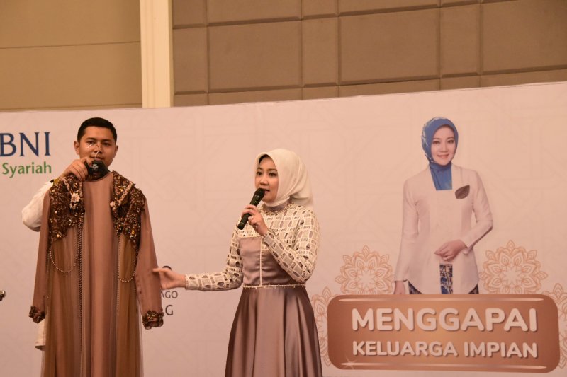 Atalia Kamil lelang baju kesayangan untuk bantu Palestina