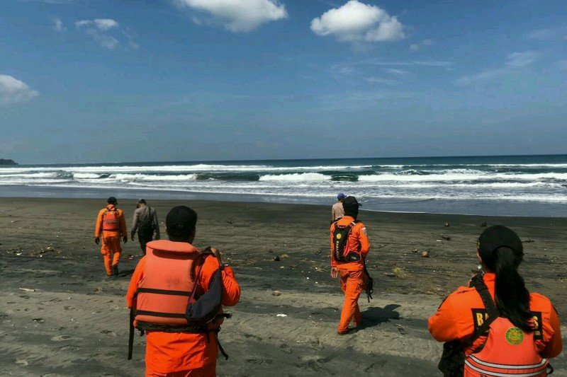 Satu anak yang hilang di Pantai Cijeruk Garut ditemukan tewas