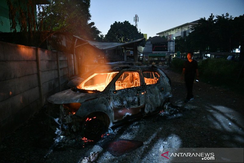 Demo Rusuh di Asrama Brimob Petamburan