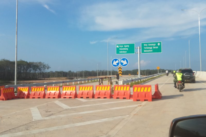 Tol Trans Sumatera ruas Terbanggi Besar-Pematang Panggang