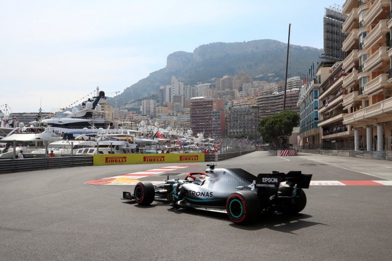 Hamilton menangi balapan GP Monaco 2019