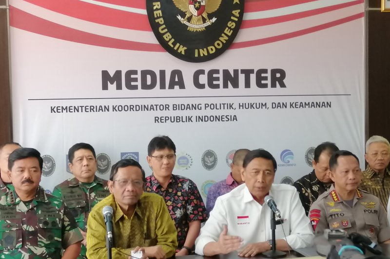 Kapolri ungkap Wiranto, Luhut, BG dan Gories Mere target pembunuhan