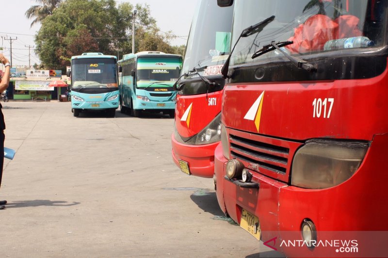 Dishub Karawang optimalkan pengecekan bus