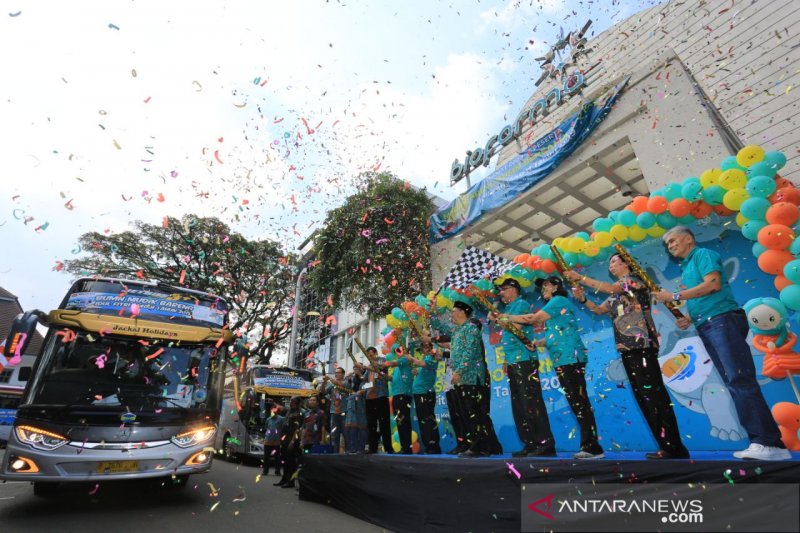 1.000 warga Bandung mudik gratis menuju Jateng