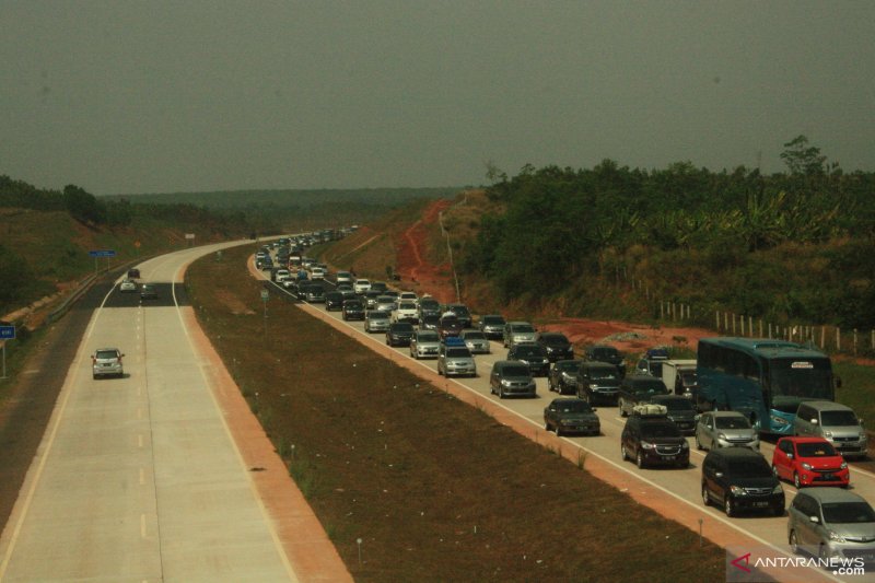 Hampir 750 ribu kendaraan sudah tinggalkan Jakarta