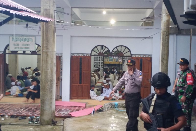 Pemuda gereja ikut bantu TNI-Polri amankan sholat Idul Fitri