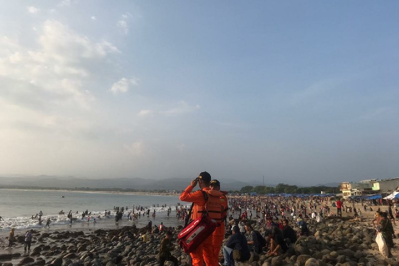 Tak ada kecelakaan laut di pantai Garut selama libur Lebaran