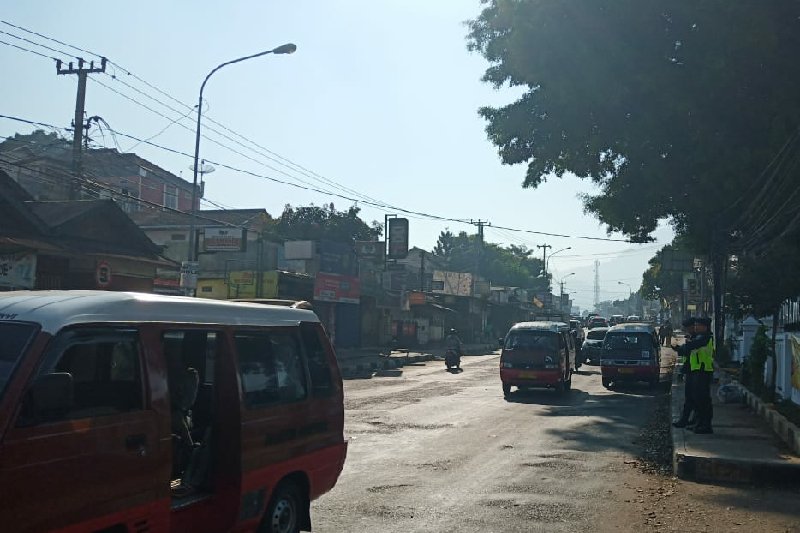 Arus balik kendaraan lintas Garut - Sumedang lancar